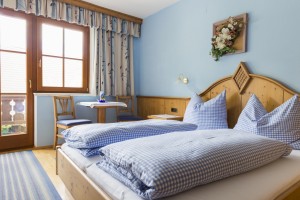 Dreibett- Zimmer